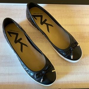 Anne Klein Sport Slip-on Flats in Black